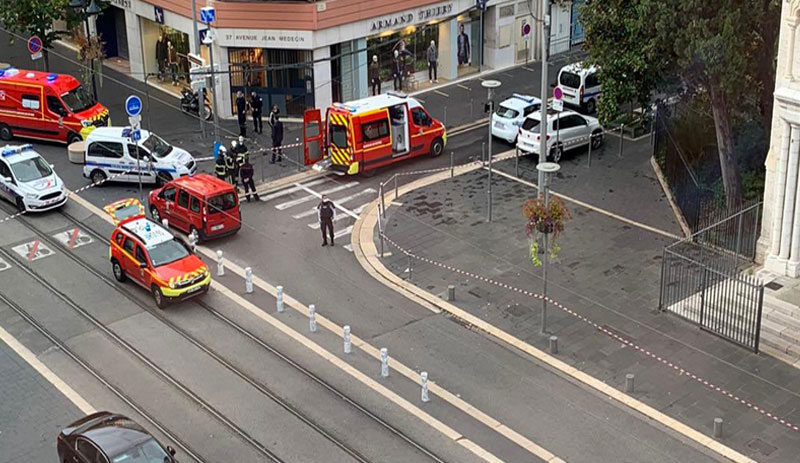 Fransa’da bıçaklı saldırıda ölü sayısı 3’e yükseldi – Polis bir kadının başının kesilerek öldürüldüğünü açıkladı.