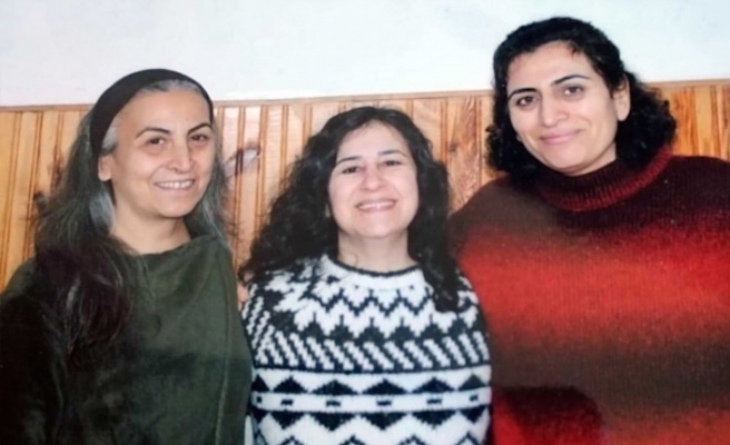Kürt siyasetçilerin hücrelerine baskın: Kalem, kitap ve yazılı materyallere el konuldu