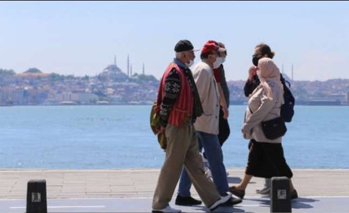 İstanbul’da da 65 yaş üstüne sokağa çıkma kısıtlaması geldi