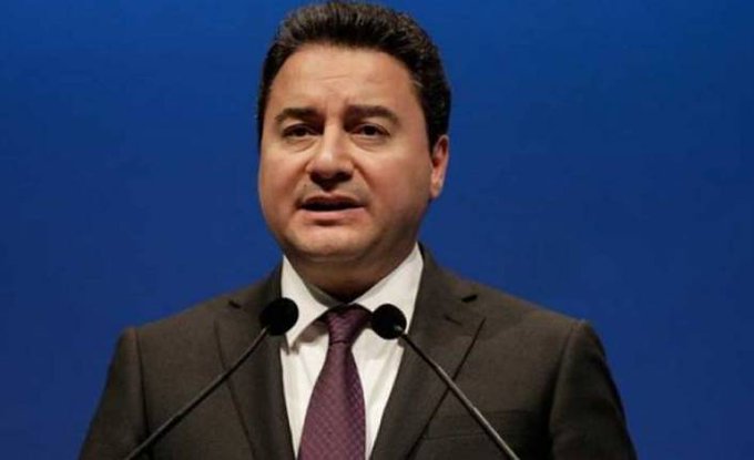 Babacan: Türkiye bir düşünce suçluları ülkesi durumuna düştü
