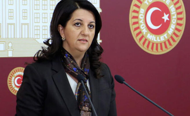 HDP Eş Genel Başkanı Pervin Buldan, MHP Genel Başkanı Devlet Bahçeli’nin HDP’nin kapatılması çağrısına ilişkin açıklamalarda bulundu.