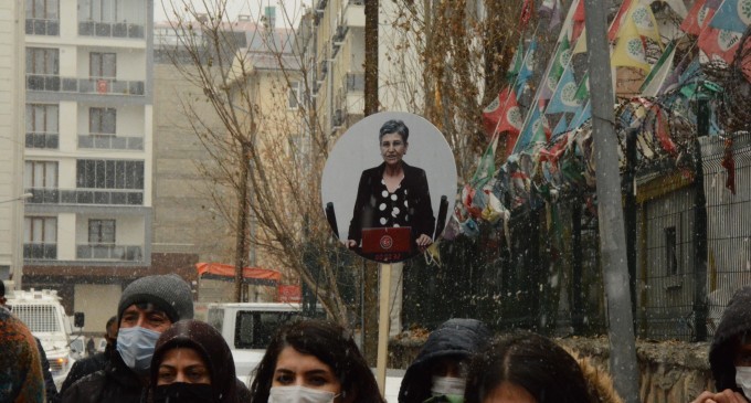 ‘Leyla içeride biz dışarıda kadınların sesi olacağız’