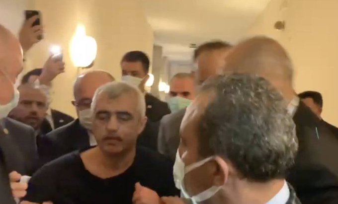 Bahçeli hedef gösterdi, Gergerlioğlu Meclis’te gözaltına alındı