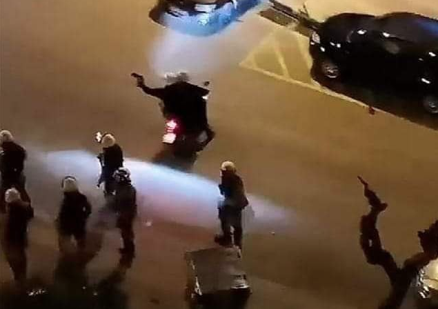 Yunanistan’da eylemcilerin dinmeyen öfkesi sokak eylemlerinin kolay kolay dinmeyeceğini gösteriyor.