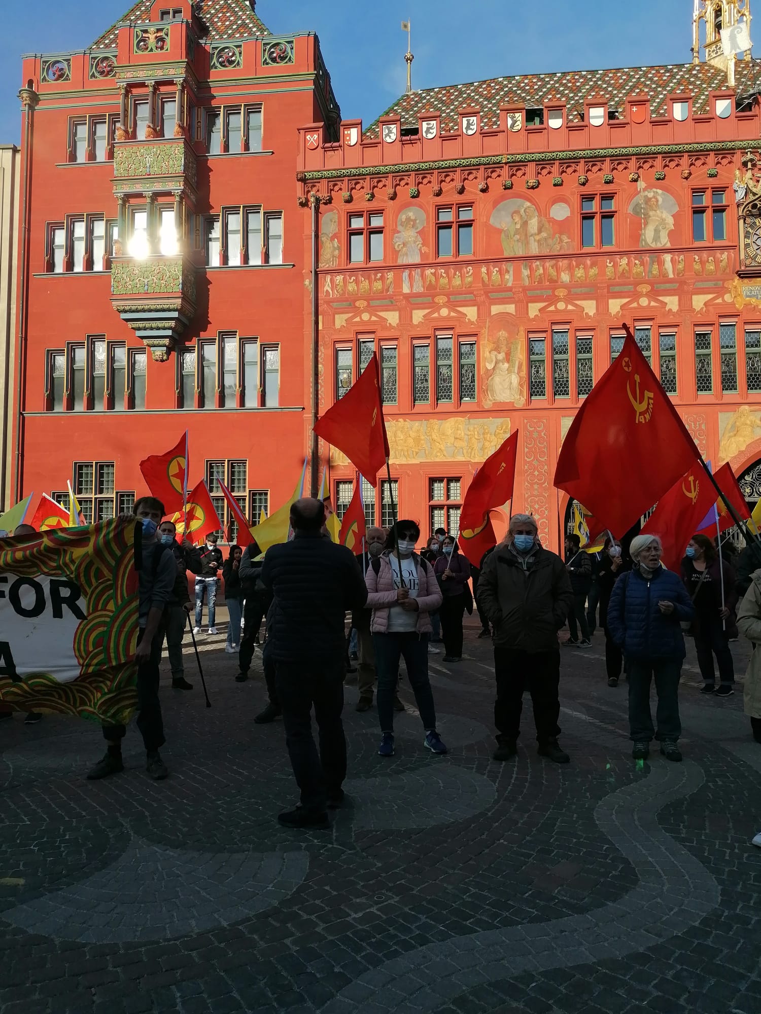 Güney Kürdistan’a yönelik işgal saldırıları protesto edildi.