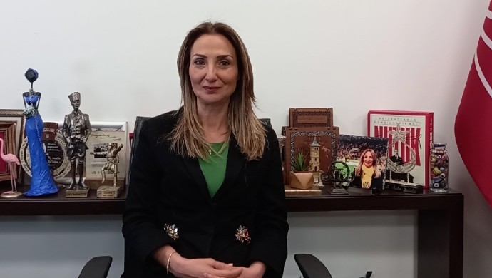 CHP Kadın Kolları Genel Başkanı Aylin Nazlıaka, İstanbul Sözleşmesi’nin feshedilmesine karşı kadın dayanışmasının iktidara geri adım attıracağını söyledi.