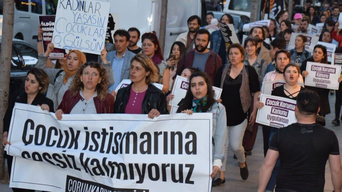 Her 100 ergenden 39’u anne ya da hamile