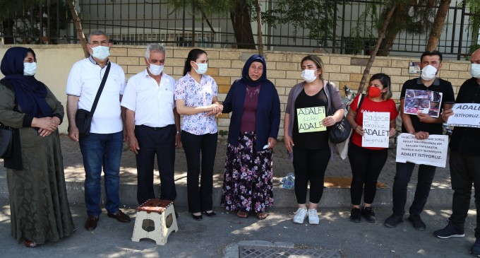 Suruç ailelerinden Dilek Şeker, “Suruç için adalet, herkes için adalet diyoruz.
