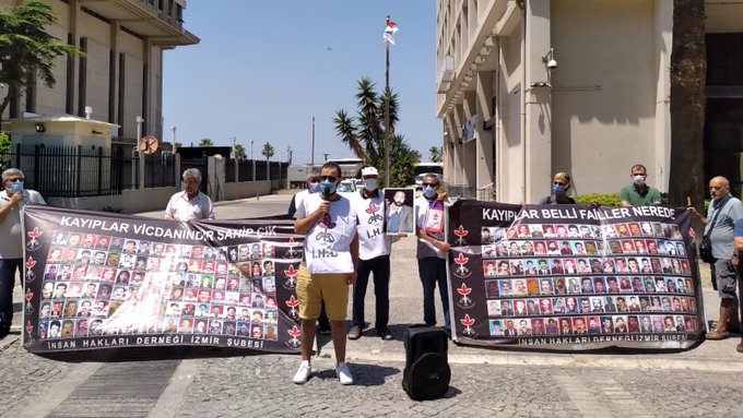 İzmir Şubesi, Konak Eski Sümerbank önünde, “Kayıplar bulunsun failler yargılansın” şiarıyla eylem yaptı.