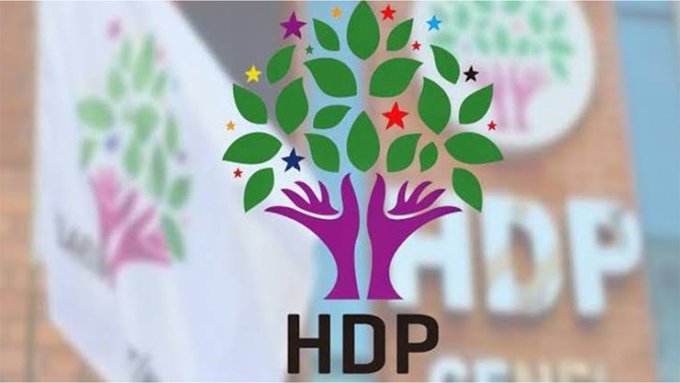 Özgür basın mücadelesi yürüten gazetecilerin yanındayız