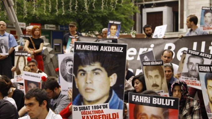 İHD Diyarbakır Şubesi 653’üncü haftasında, Mehmet Mehdi Akdeniz’in akıbetini sordu. Online yapılan eylemde