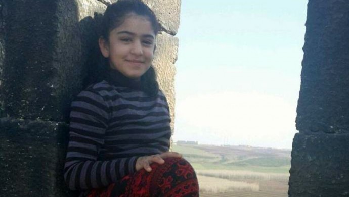 Sokağa çıkma yasakları döneminde 12 yaşındaki  Helin Şen’i öldüren polis Maraş’ta bir kişinin burnunu kırdı