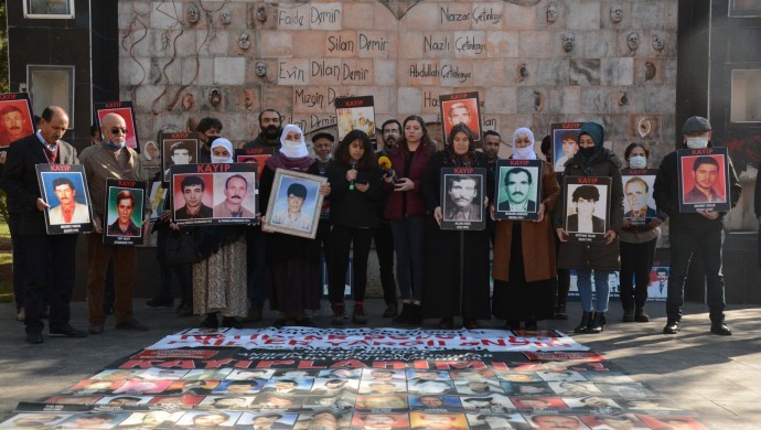 1992’de Hizbullahçılar tarafından kaçırılan Mehmet Zeki Akyıldız’ın akıbetini sordu.