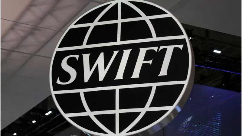 Bazı Rus bankalarının çıkarılacağı SWIFT ödeme sistemi nedir?