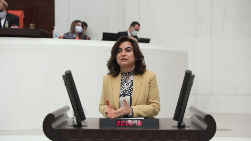 Koçyiğit, Adalet Bakanı Bozdağ’ın derhal yanıtlaması için soru önergesi verdi.