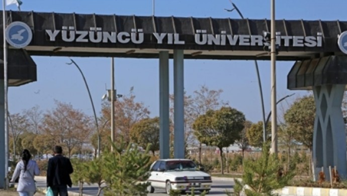 4 öğrenci gözaltına alındı.