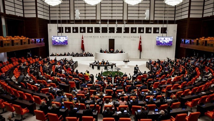 CHP Milletvekili Nurhayat Altaca Kayışoğlu, “Yasakçı bir iktidarla karşı karşıyayız,