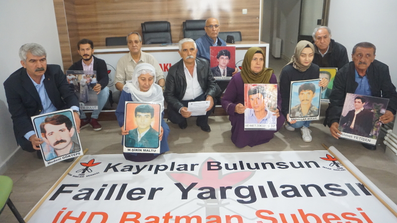 Kayıp yakınları Batman ve Diyarbakır’da yaptıkları açıklamayla kayıpların akıbetini sordu.