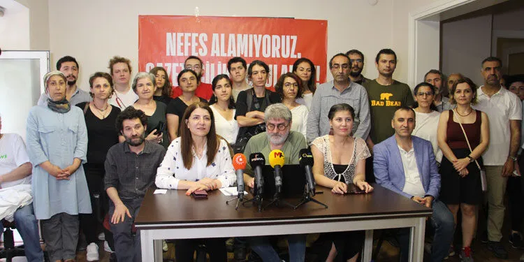 Nefes alamıyoruz, gazetecilik boğulamaz