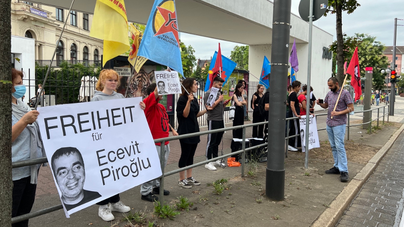 Ecevit Piroğlu için eylem