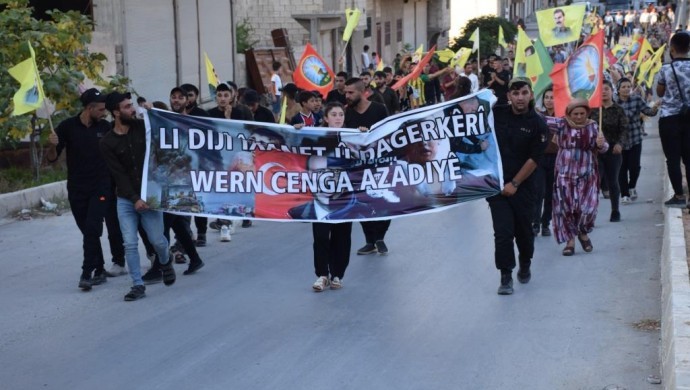 Zaxo’nun Perex Köyü’nde gerçekleştirdiği katliam Süleymaniye, Kobanê ve Mahmur Kampı’nda protesto edildi.