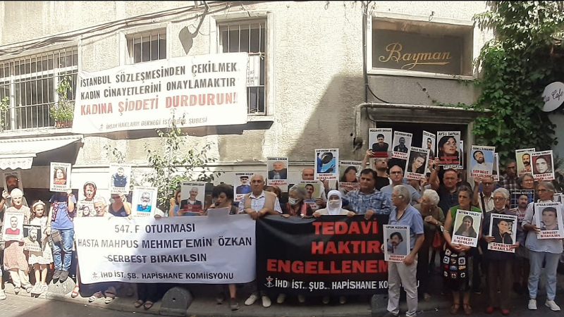 547. F Oturmasında, yetkililer görev çağrıldı.