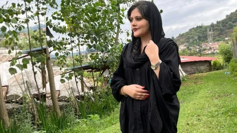Amini için grev çağrısı