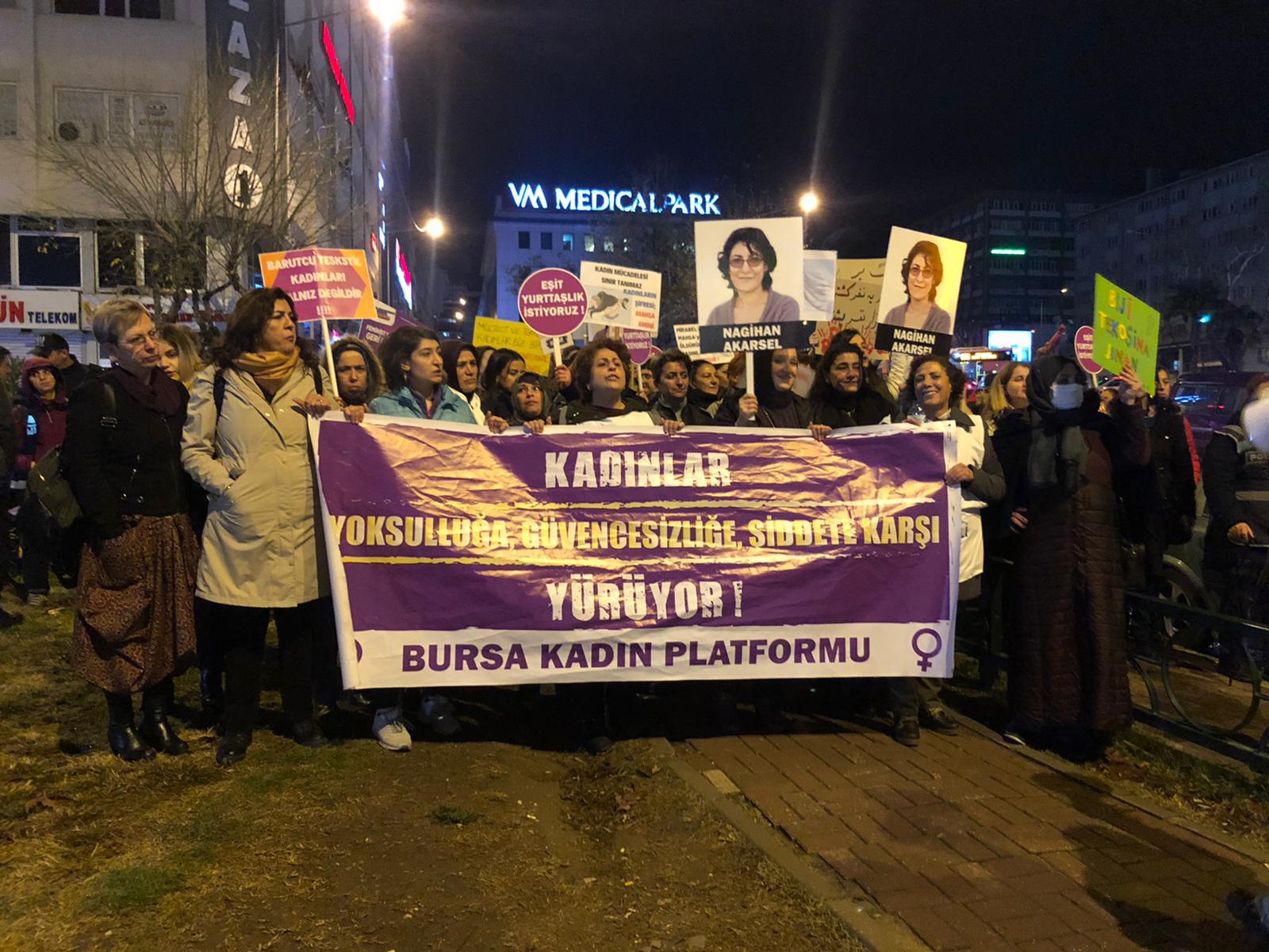 Bursa:25 Kasım yürüyüşünü polis engellenmek istendi.