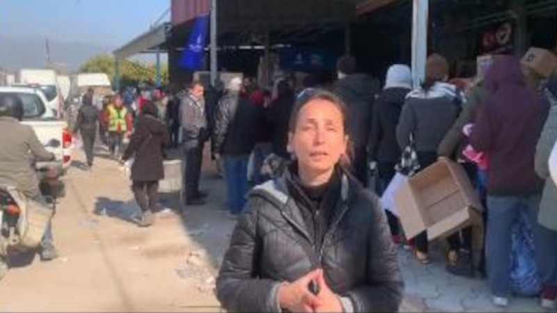 Hatimoğulları, Hatay Deprem Dayanışma Merkezinden seslendi.